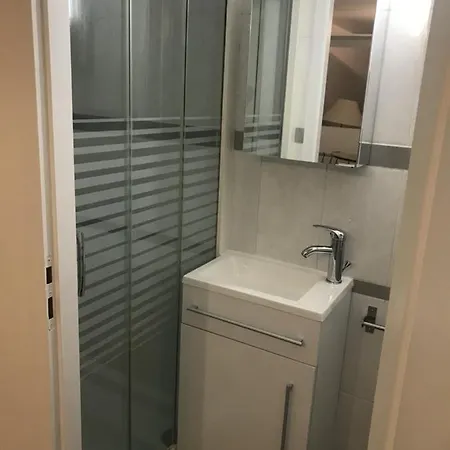 Le De Florent, Centre